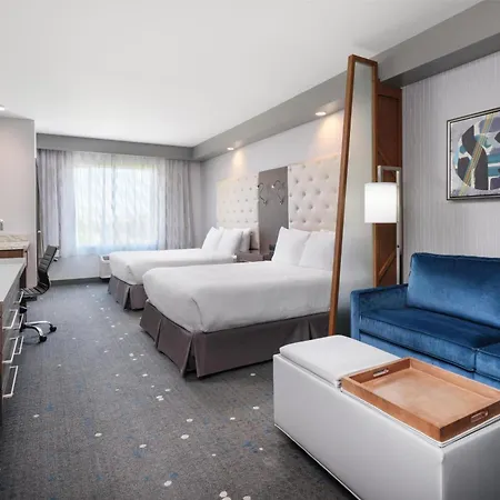 Best Western Premier Hotel At Fisher'S Landing Vancouver Exterior photo