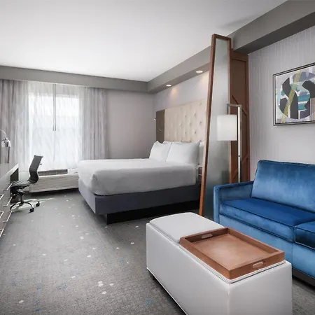 Best Western Premier Hotel At Fisher'S Landing Vancouver Exterior photo