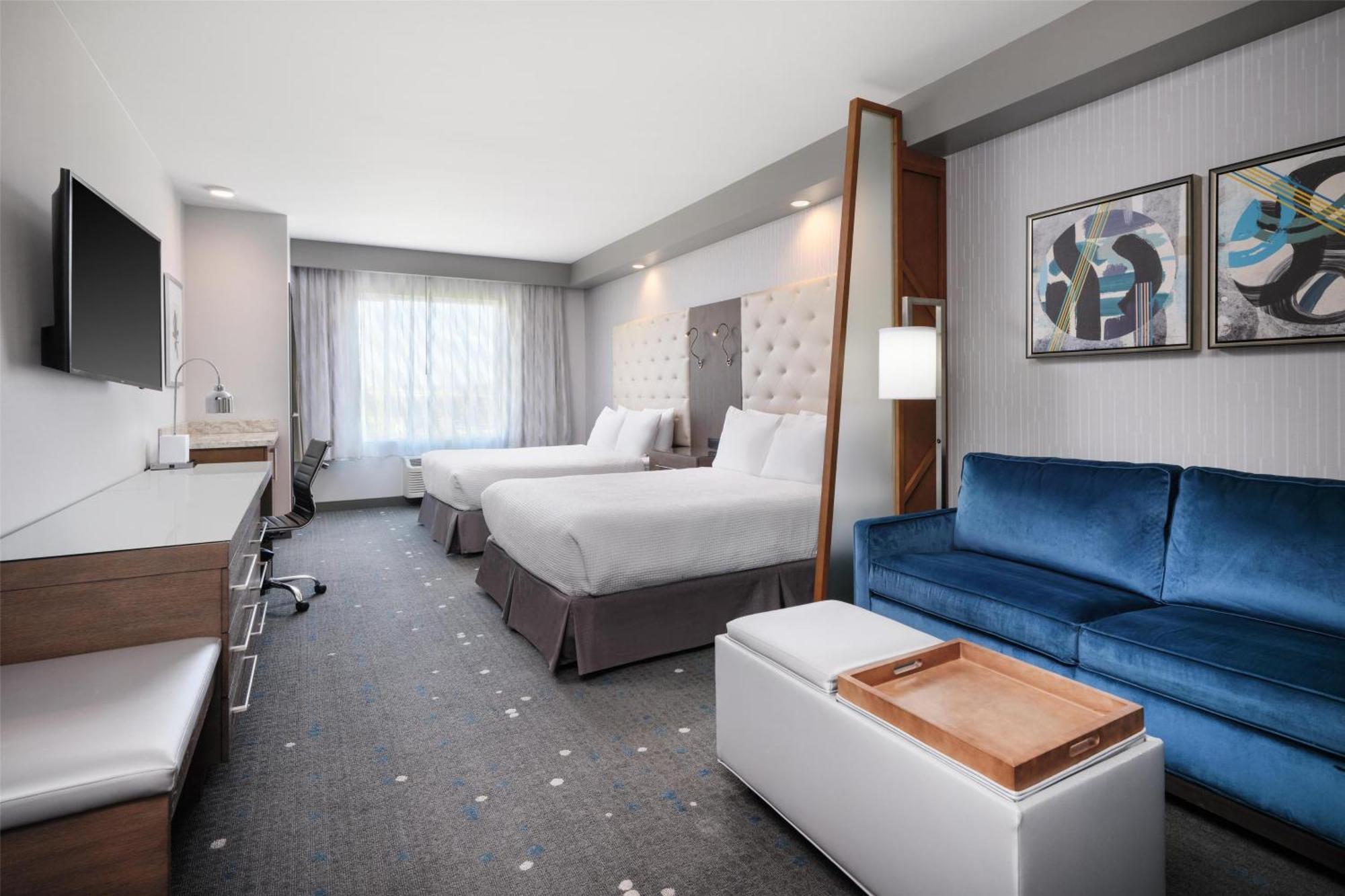 Western Premier At Fisher's Landing 4*