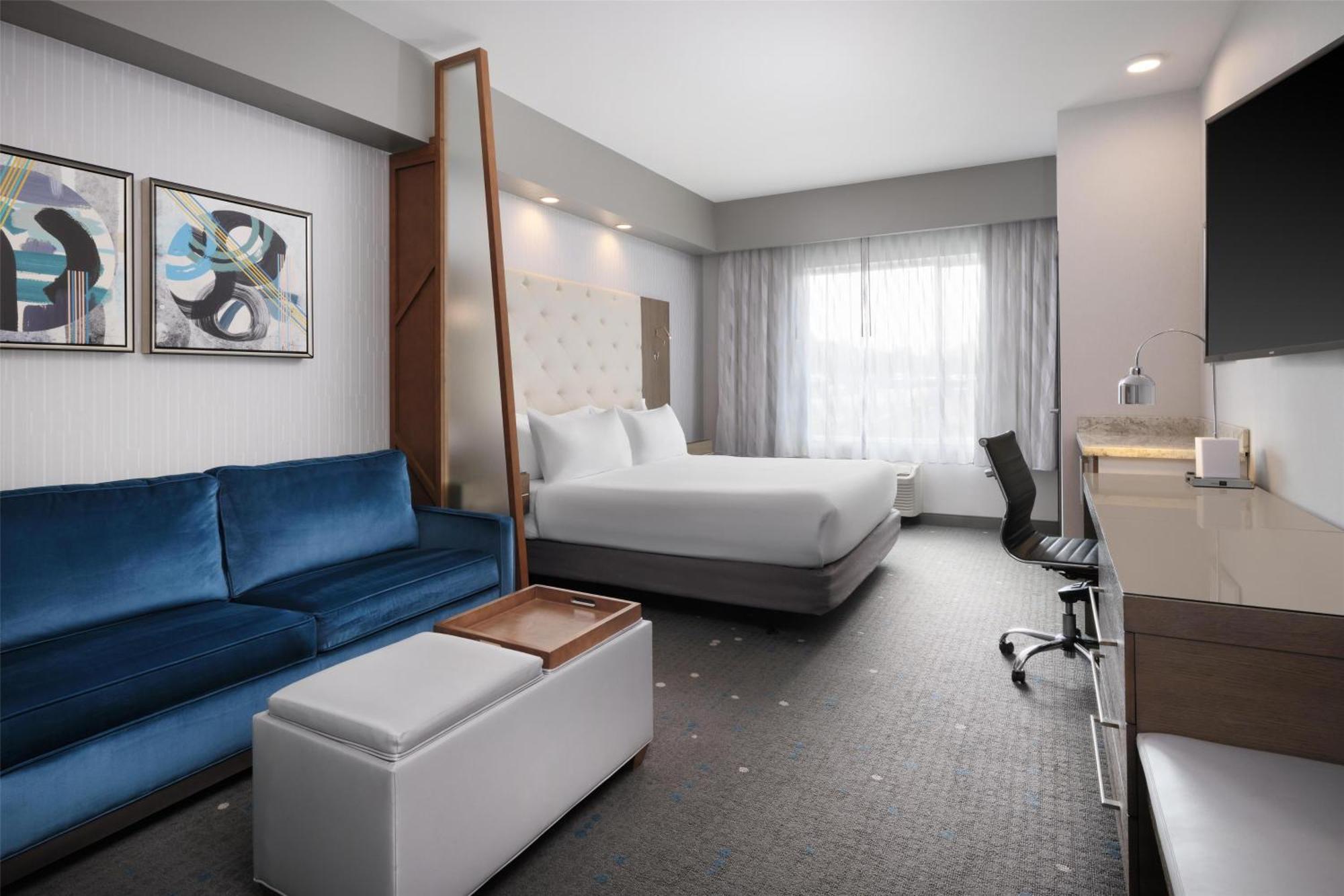 Hotel Western Premier At Fisher's Landing 4*