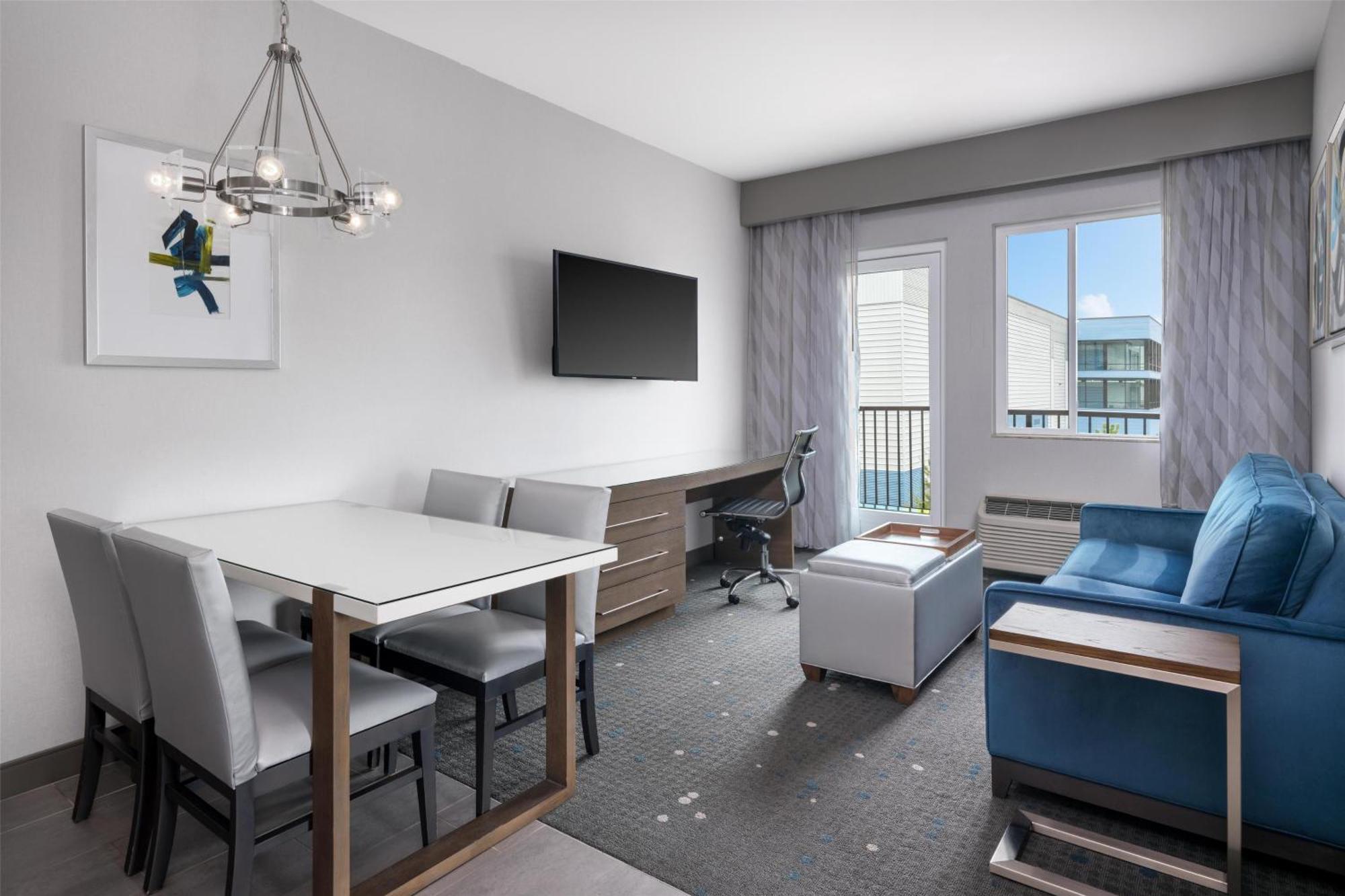Western Premier At Fisher's Landing 4*