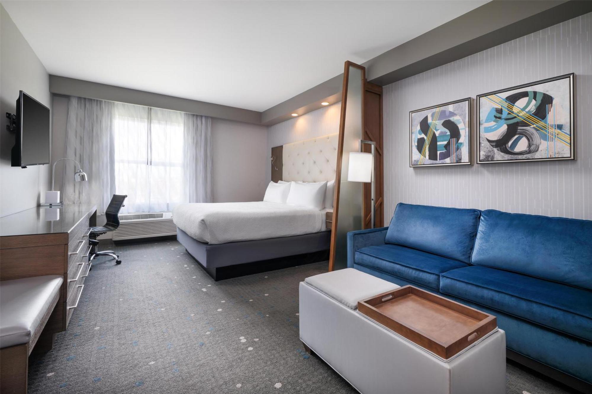 Western Premier At Fisher's Landing Vancouver